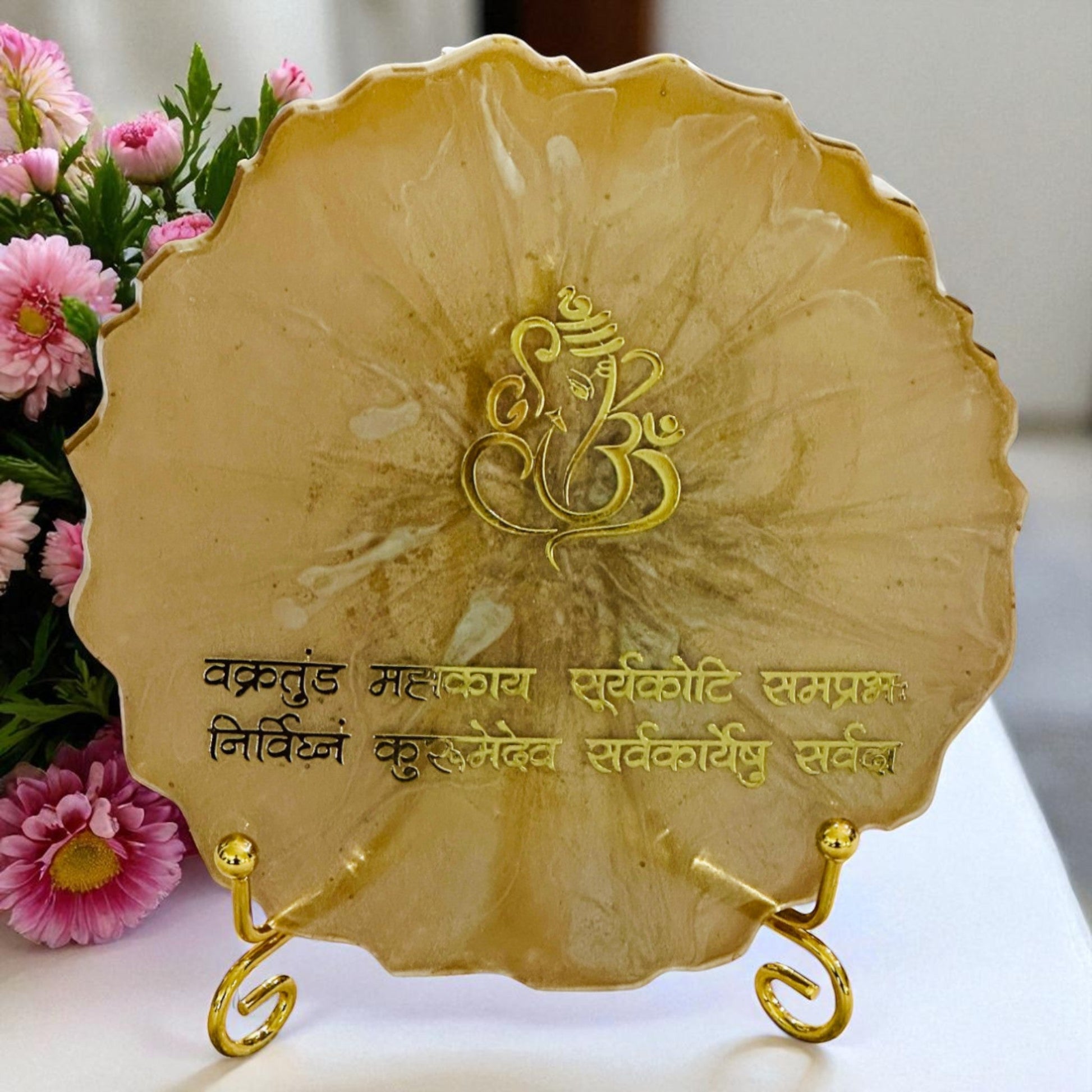 Golden Resin Plate with Stand & Tealight Holder – Decorative Floral Art Gift Set for Home & Festive Decor Vanika Creations